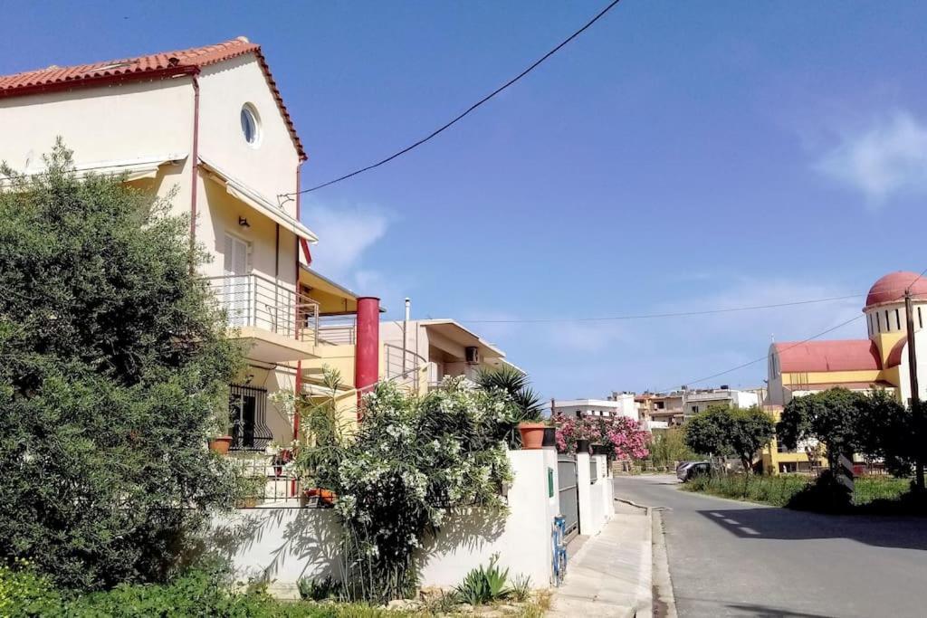 Cozy New Apartments Nea Chora Hriszí Aktí Haniá Kültér fotó